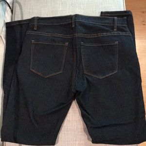 Dark wash Jeans. Comfy Jeans